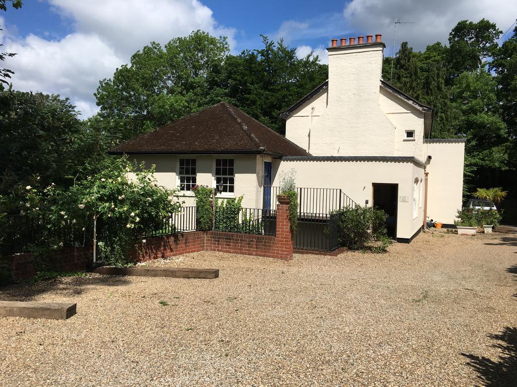 ホテル Bluebell House ウィンザー エクステリア 写真